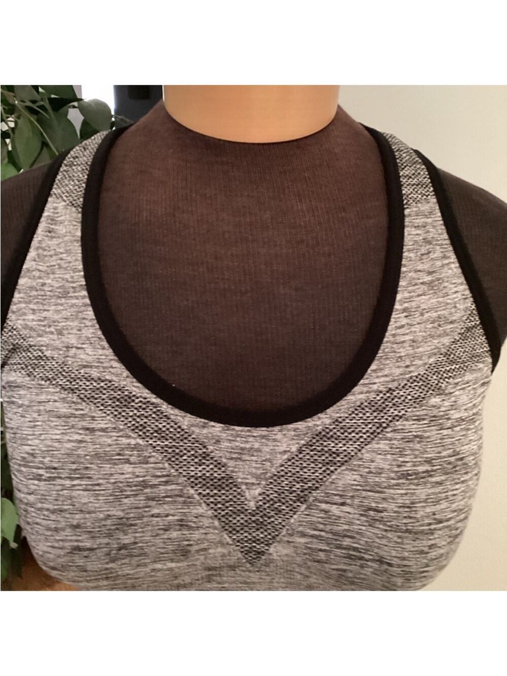 AKAMC Woman’s XL wire free yoga sports bra black marled with gray Strappy - Picture 8 of 11